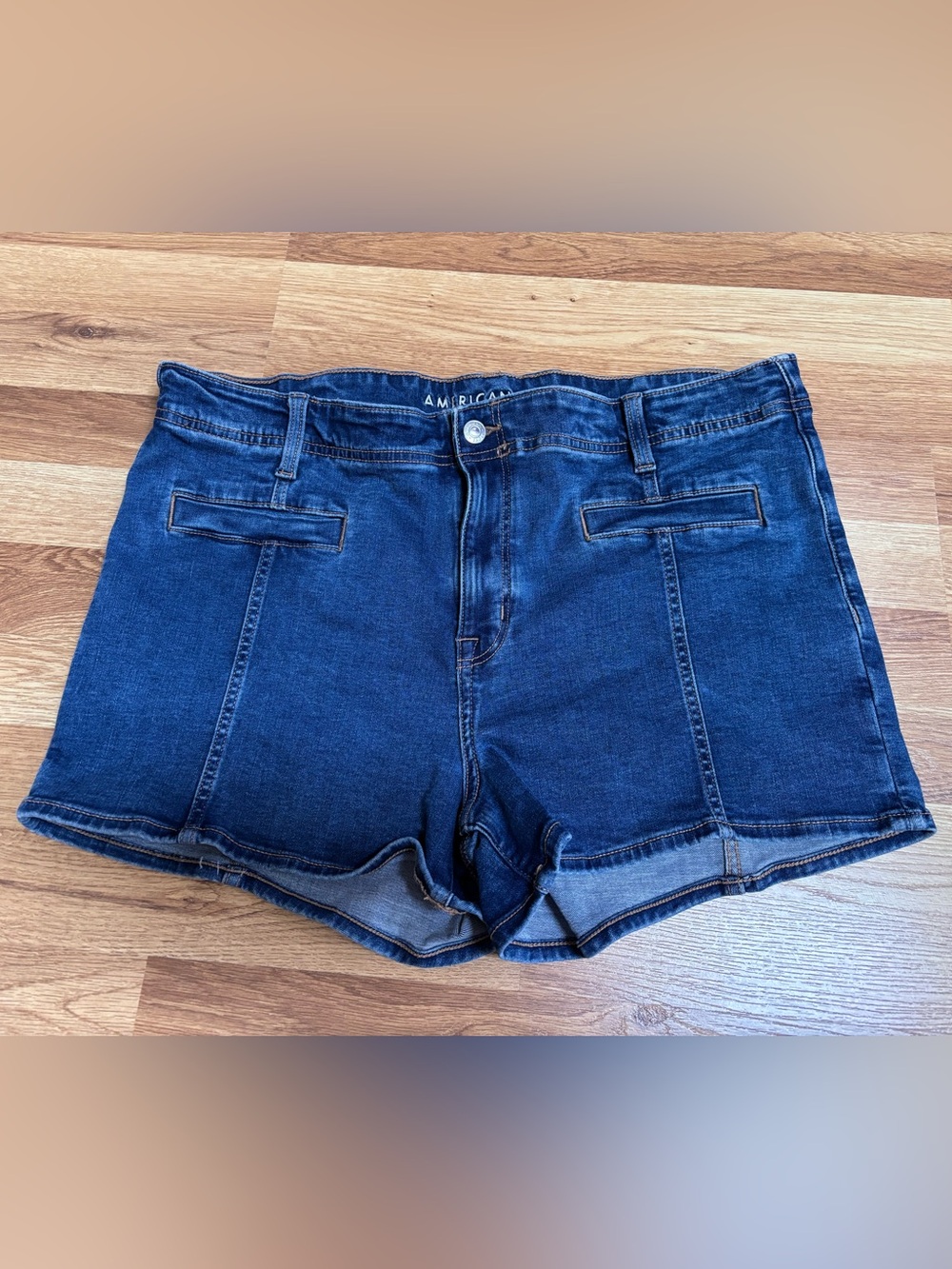 American Eagle Micro Shorts Denim Next Level Stretch High Rise Women’s Size 16